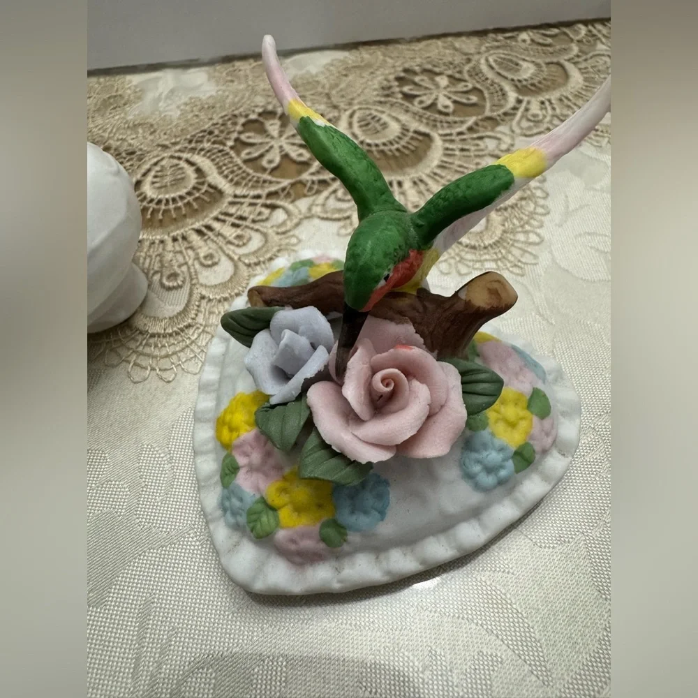 Vintage Ceramic Bisque Heart Trinket Box 3D Hummingbird & Flowers Roses Floral